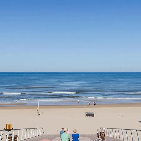 Lovina House Ii By Urban 海边的艾格蒙特