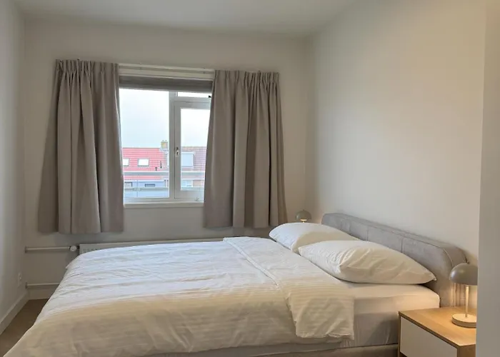 Lovina House Ii By Urban * 에크몬드안지