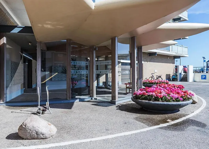 Lovina House Ii By Urban