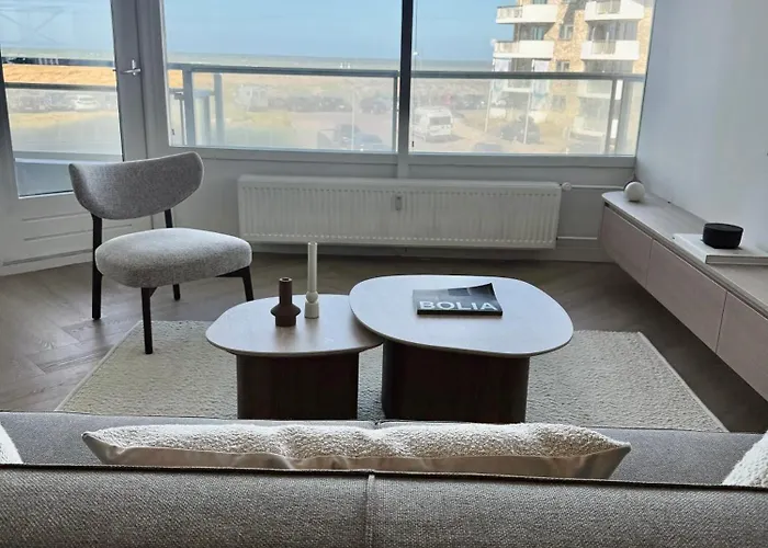 Lovina House Ii By Urban