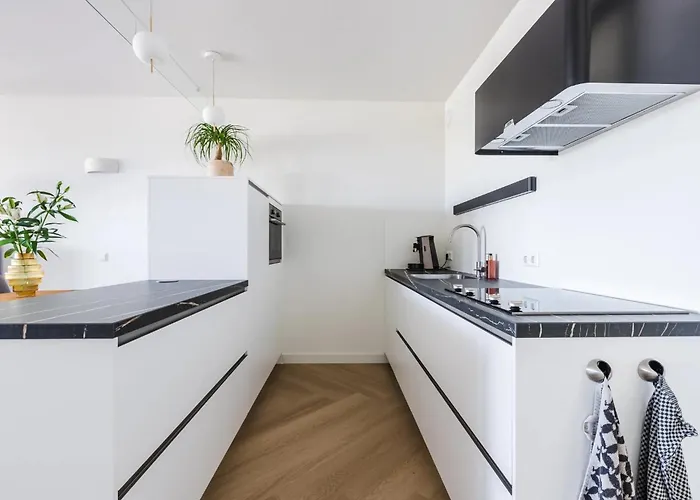 Lovina House Ii By Urban